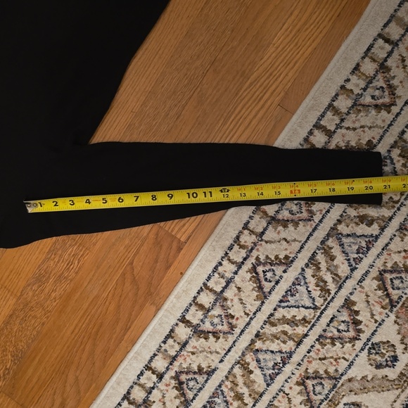 WORTHINGTON BRAND WOMEN'S BLACK PULLOVER CREWNECK SWEATER SIZE SMALL - Picture 13 of 15